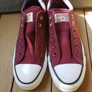 BNWoT CTAS Converse Madison OX vintage old school Burgundy red 561739F (6.5)